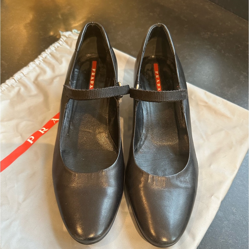 Authentic Vintage Prada Linea Rossa Mary Jane sport pumps